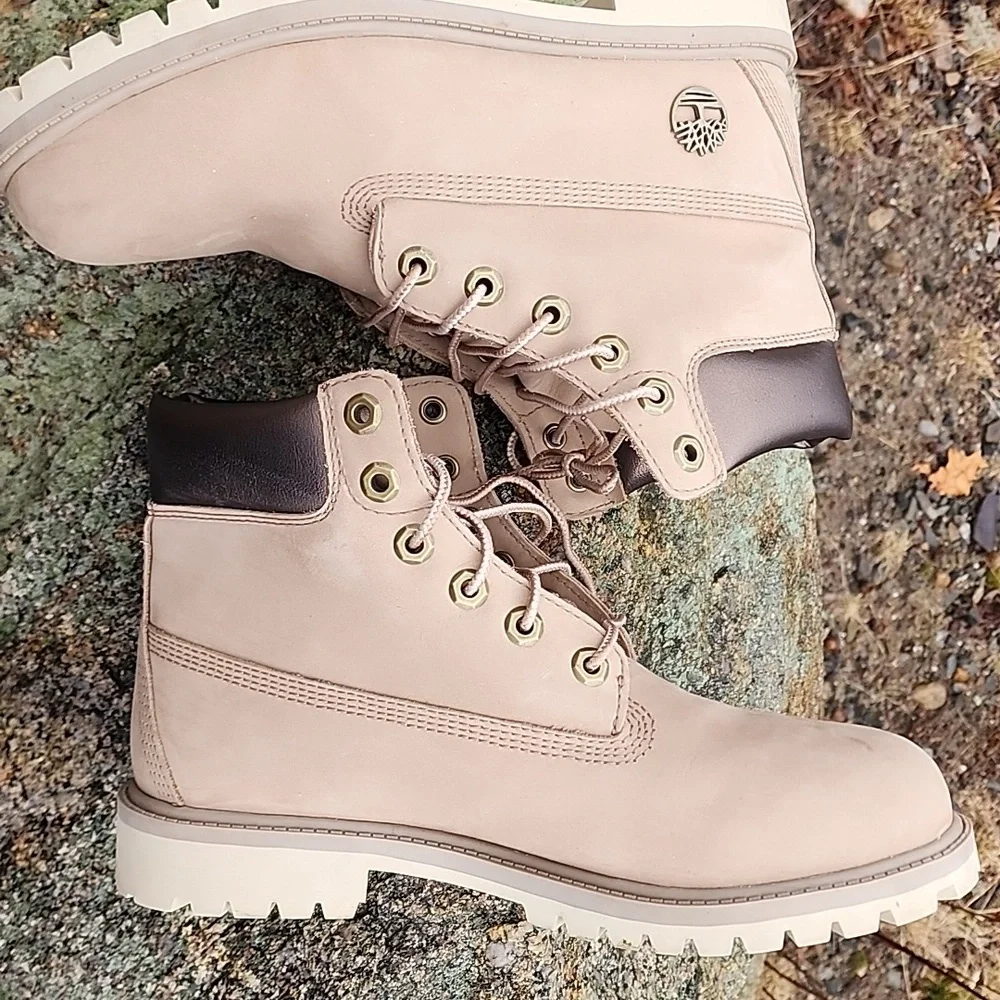 Timberland Insulated Light Tan Leather Boots